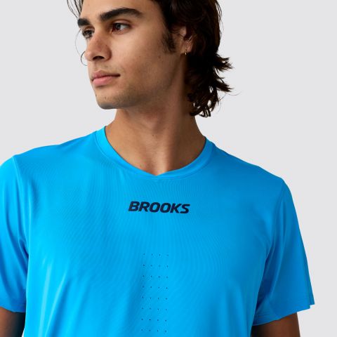 BROOKS Dash Cooling Short Sleeve img3