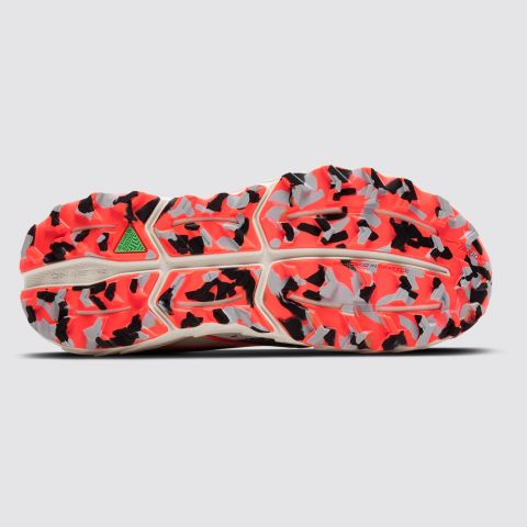 BROOKS Cascadia 18 img5