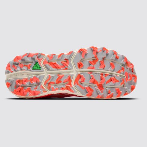 BROOKS Cascadia 18 img5