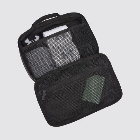 Under Armour  UA HUSTLE TRAVEL KIT img4