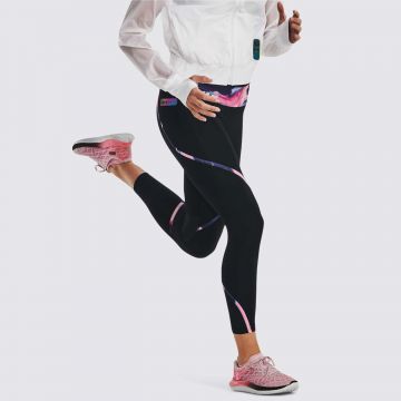 UA RUN ANYWHERE TIGHT