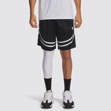 UA CURRY SIG SHORT