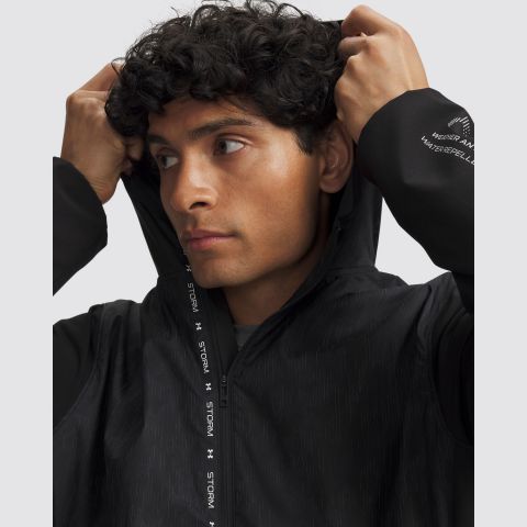 Under Armour UA VELOCITI CW STORM JACKET img3