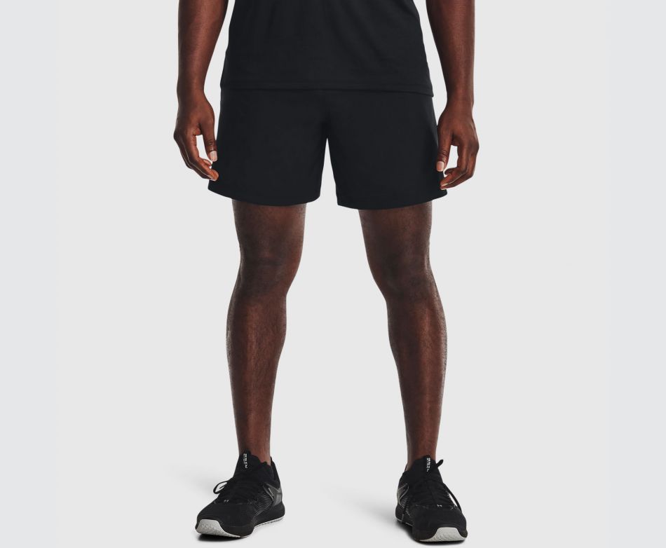 Under Armour  UA WOVEN 7IN GEO SHORTS