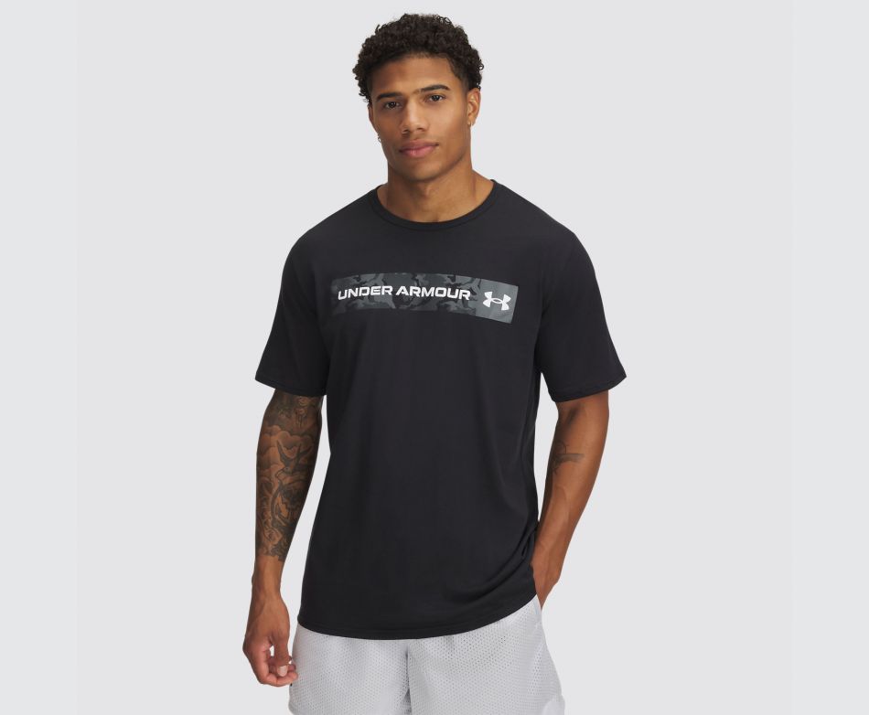 Under Armour  UA CAMO CHEST STRIPE SS