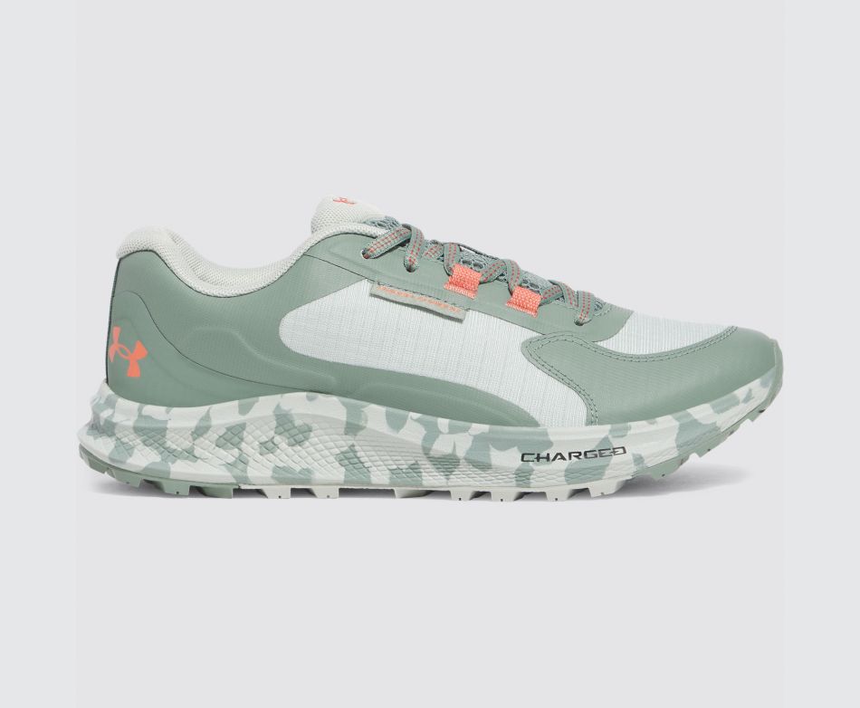 Under Armour  UA W CHARGED BANDIT TR 3
